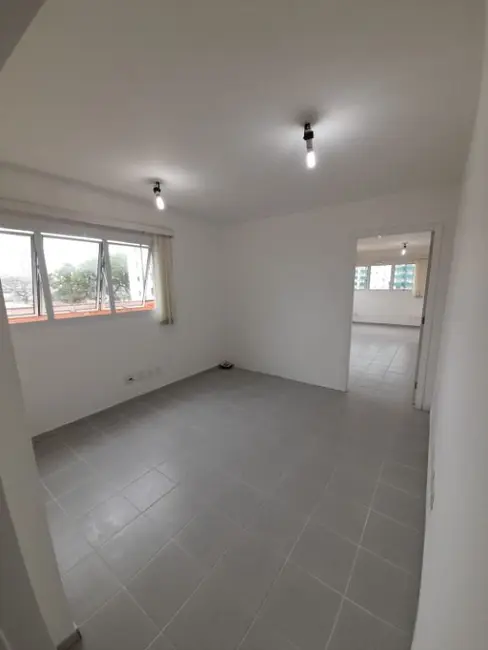 Sala Comercial para alugar, 30m2 em Vila Gilda, Santo Andre - SP - imagem 4 Foto 4 de Sala Comercial para alugar, 30m2 em Vila Gilda, Santo Andre - SP