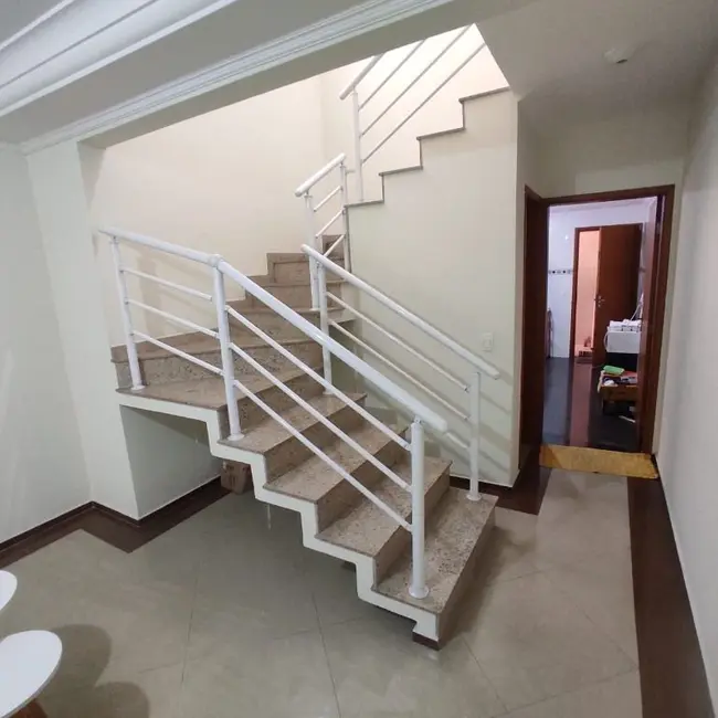 Foto 4 de Sobrado com 3 quartos para alugar, 150m2 em Jardim, Santo Andre - SP