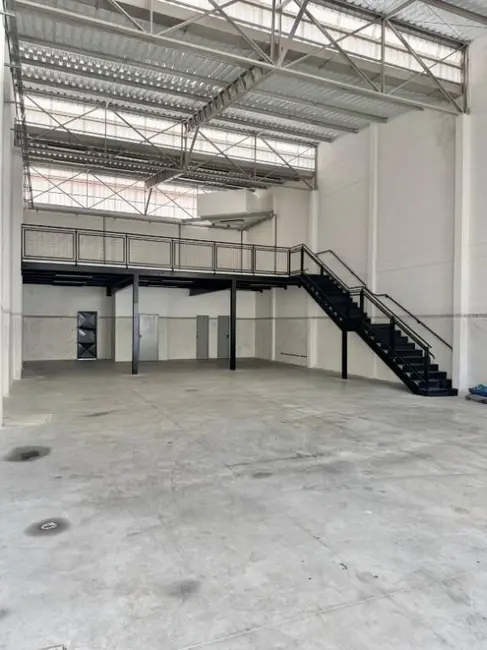 Foto 1 de Armazém / Galpão para alugar, 400m2 em Serraria, Diadema - SP