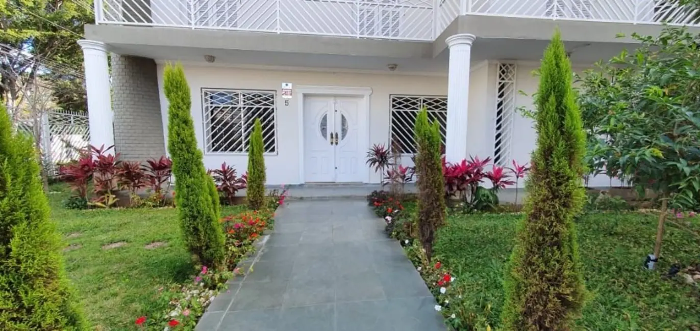 Foto 1 de Sobrado com 6 quartos à venda, 361m2 em Campestre, Santo Andre - SP