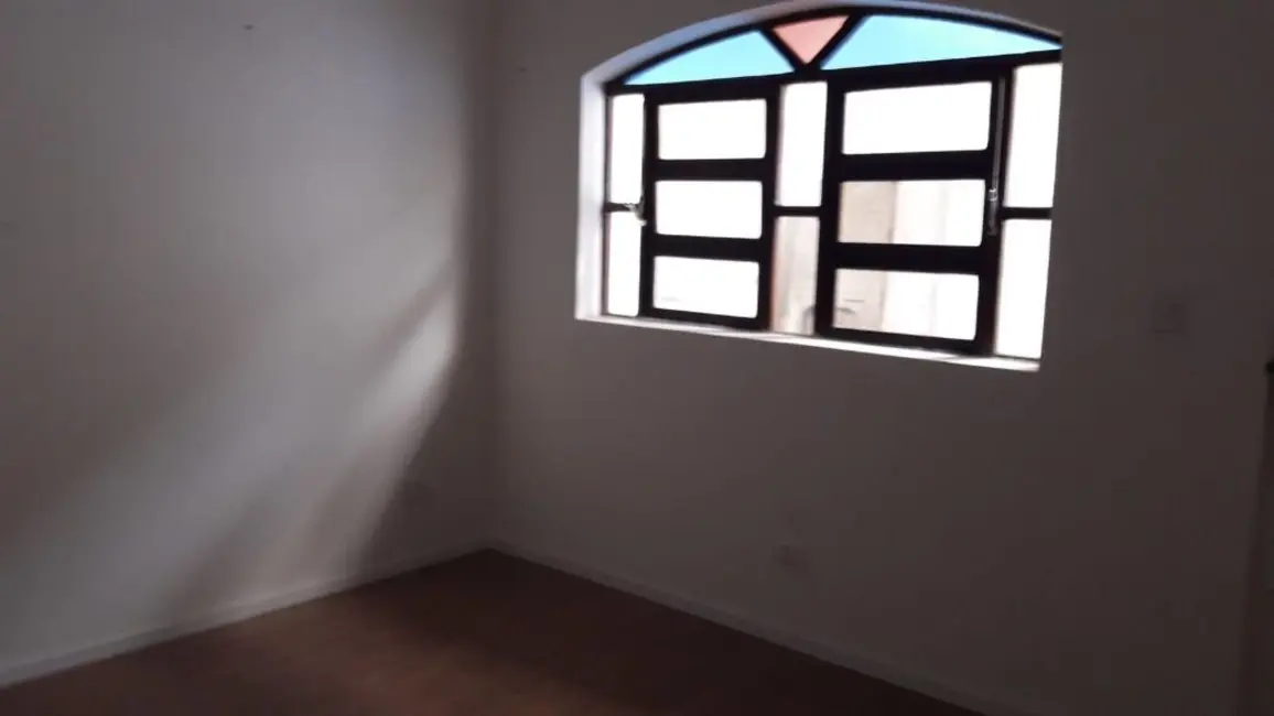 Foto 2 de Sobrado com 2 quartos para alugar, 107m2 em Vila Gilda, Santo Andre - SP