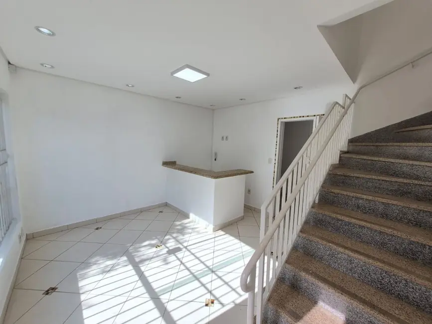 Foto 3 de Sobrado para alugar, 100m2 em Jardim Bela Vista, Santo Andre - SP