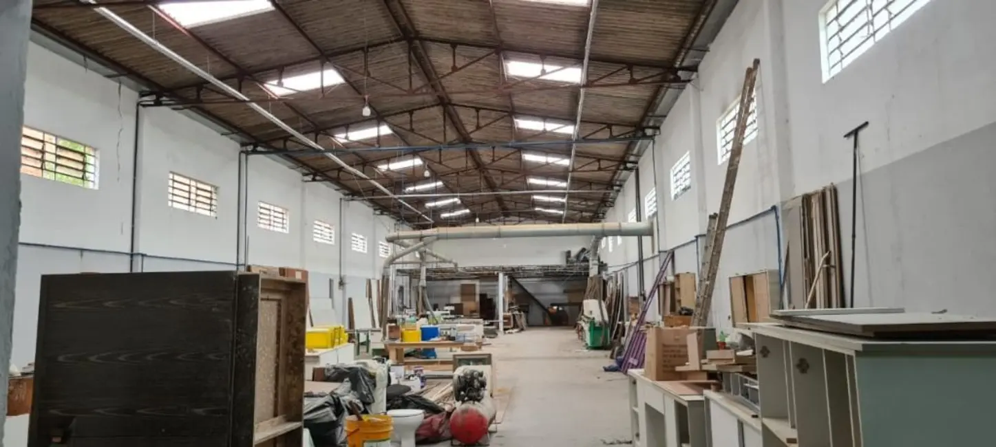 Foto 1 de Armazém / Galpão à venda, 1750m2 em Vila Luzita, Santo Andre - SP