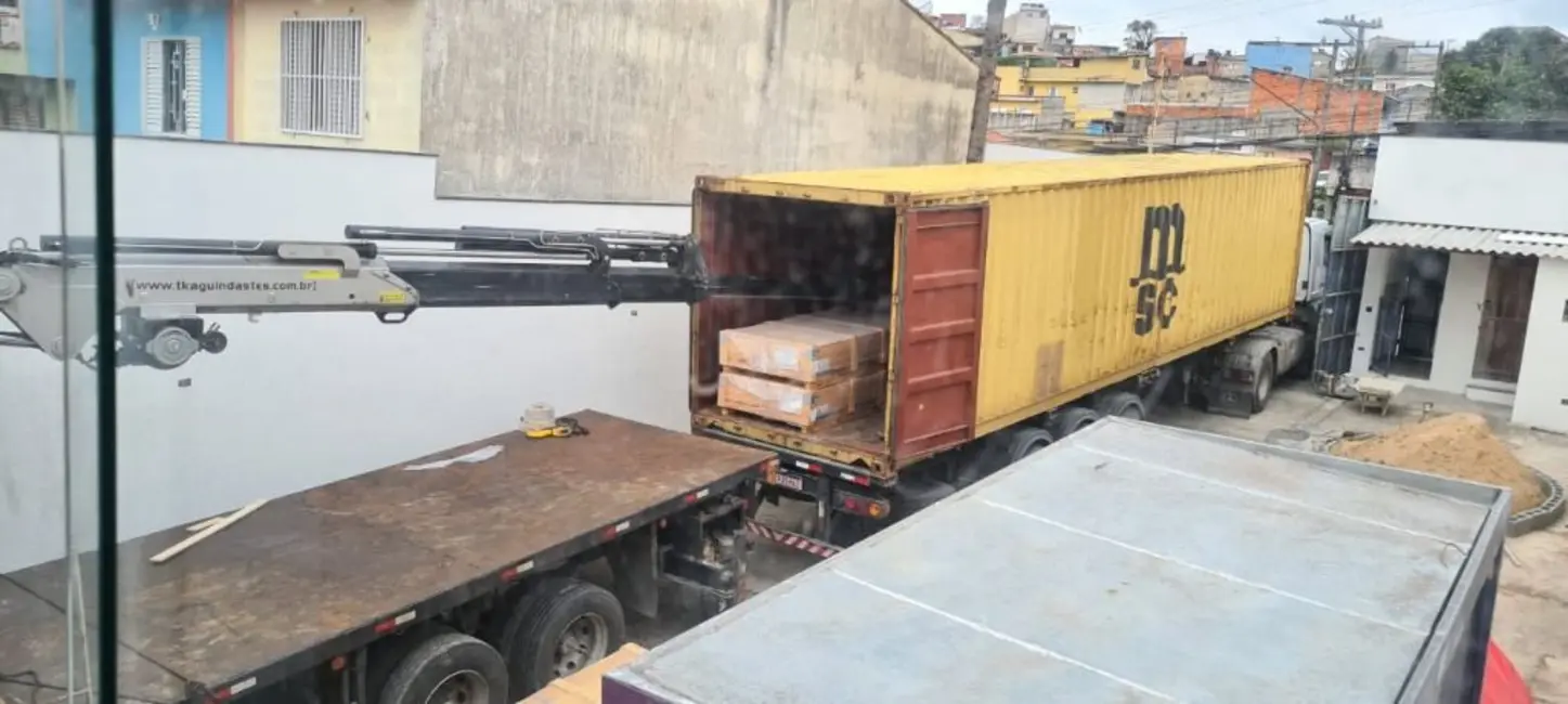 Foto 5 de Armazém / Galpão à venda, 1750m2 em Vila Luzita, Santo Andre - SP