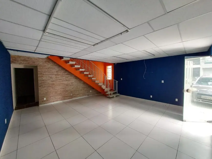 Foto 3 de Sobrado com 1 quarto para alugar, 486m2 em Jardim, Santo Andre - SP