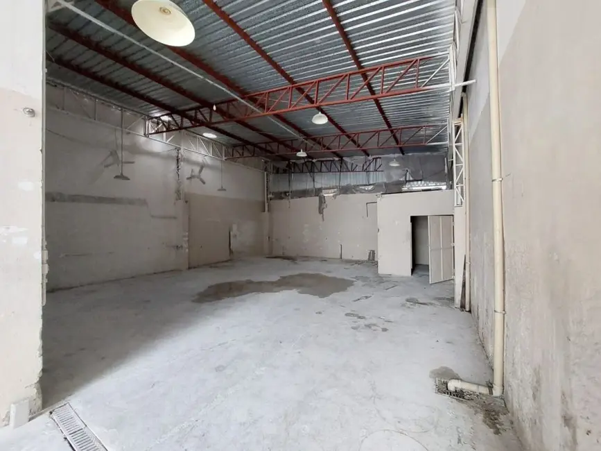 Foto 2 de Sobrado com 1 quarto para alugar, 486m2 em Jardim, Santo Andre - SP