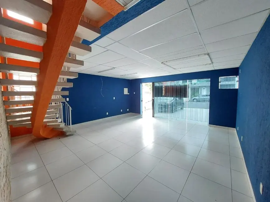 Foto 1 de Sobrado com 1 quarto para alugar, 486m2 em Jardim, Santo Andre - SP