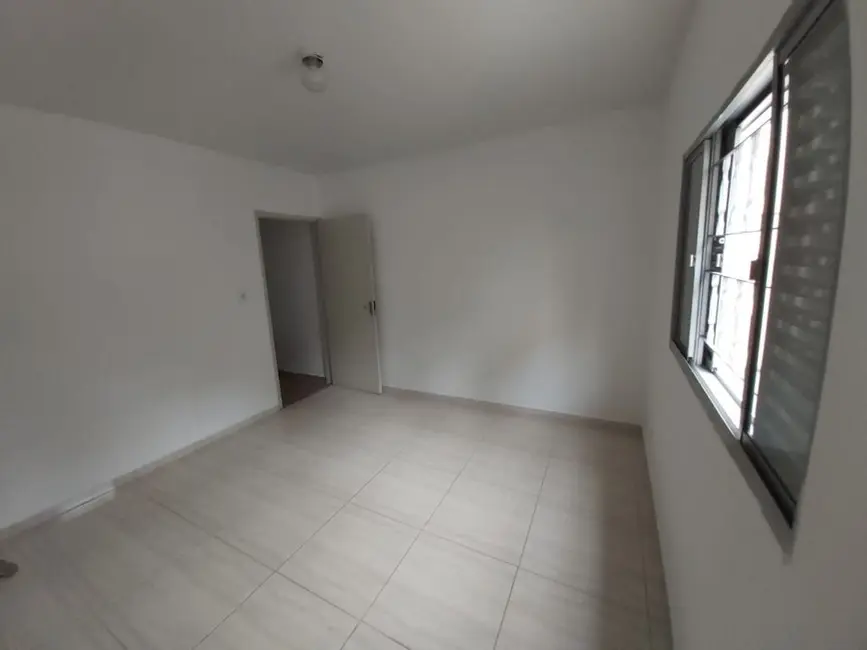 Casa com 2 quartos para alugar, 250m2 em Vila Príncipe de Gales, Santo Andre - SP - imagem 8 Foto 8 de Casa com 2 quartos para alugar, 250m2 em Vila Príncipe de Gales, Santo Andre - SP