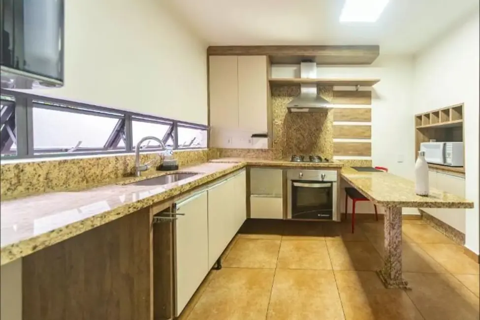 Foto 4 de Sobrado com 3 quartos à venda e para alugar, 282m2 em Centro, Santo Andre - SP