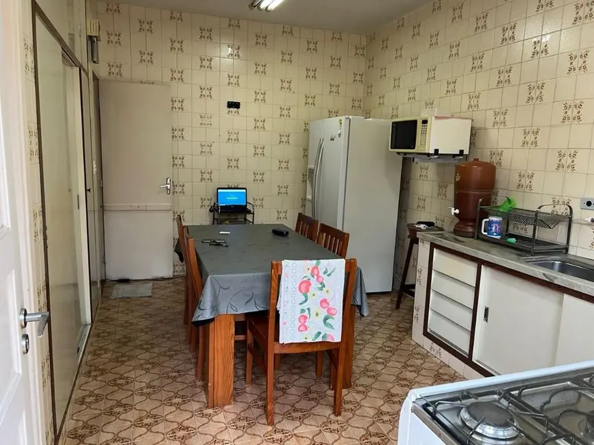 Sobrado com 3 quartos à venda, 147m2 em Jardim Bela Vista, Santo Andre - SP - imagem 6 Foto 6 de Sobrado com 3 quartos à venda, 147m2 em Jardim Bela Vista, Santo Andre - SP