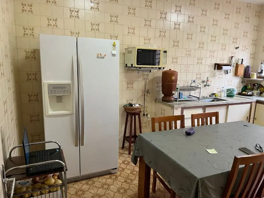 Sobrado com 3 quartos à venda, 147m2 em Jardim Bela Vista, Santo Andre - SP - imagem 4 Foto 4 de Sobrado com 3 quartos à venda, 147m2 em Jardim Bela Vista, Santo Andre - SP