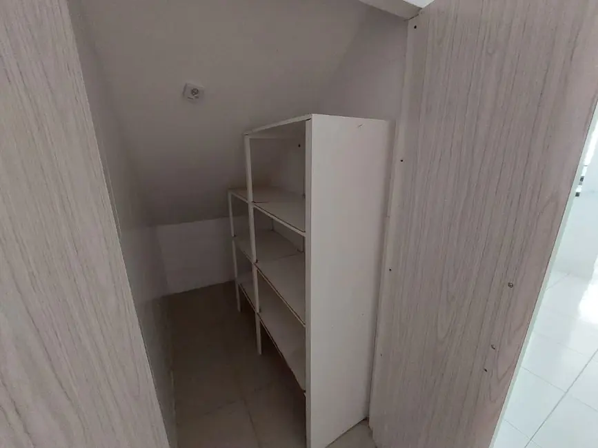 Sobrado com 3 quartos à venda e para alugar, 169m2 em Vila Scarpelli, Santo Andre - SP - imagem 8 Foto 8 de Sobrado com 3 quartos à venda e para alugar, 169m2 em Vila Scarpelli, Santo Andre - SP