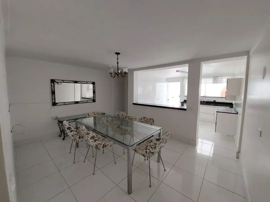Sobrado com 3 quartos à venda e para alugar, 169m2 em Vila Scarpelli, Santo Andre - SP - imagem 9 Foto 9 de Sobrado com 3 quartos à venda e para alugar, 169m2 em Vila Scarpelli, Santo Andre - SP