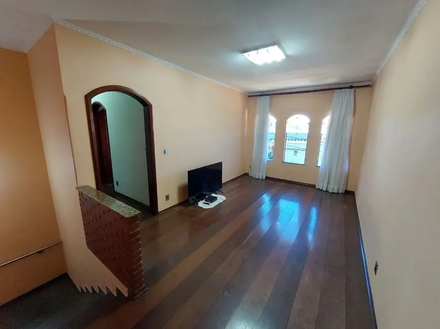 Foto 2 de Sobrado com 3 quartos à venda, 200m2 em Vila Alzira, Santo Andre - SP