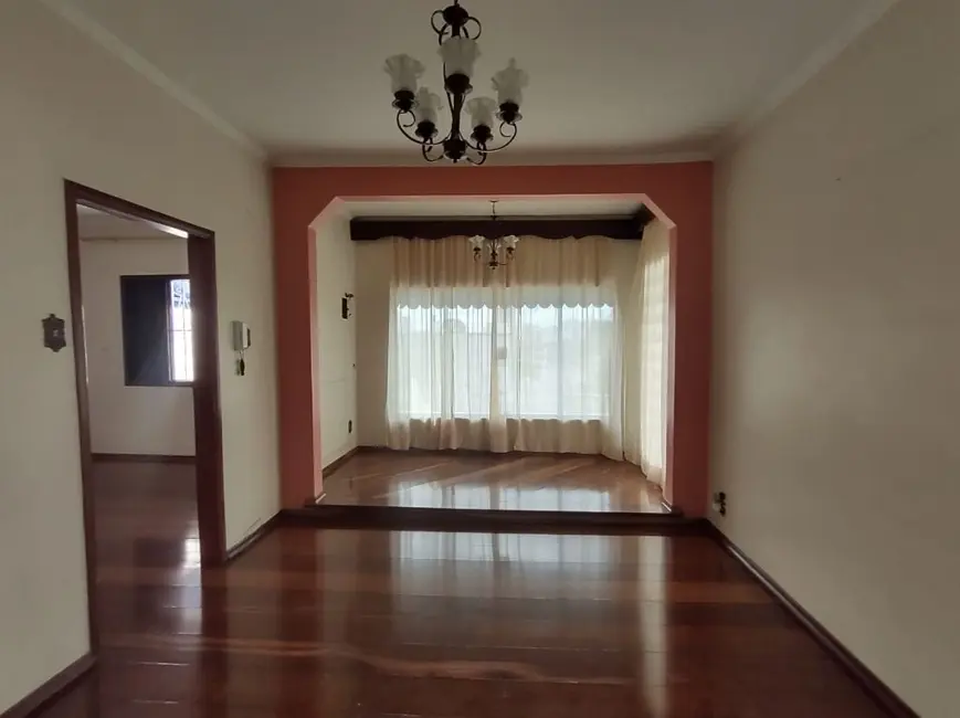 Foto 1 de Sobrado com 2 quartos para alugar, 210m2 em Vila Valparaíso, Santo Andre - SP