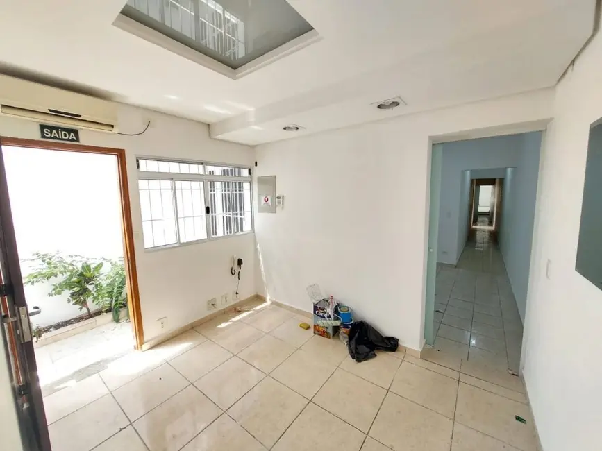 Foto 1 de Casa à venda e para alugar, 186m2 em Vila Bastos, Santo Andre - SP