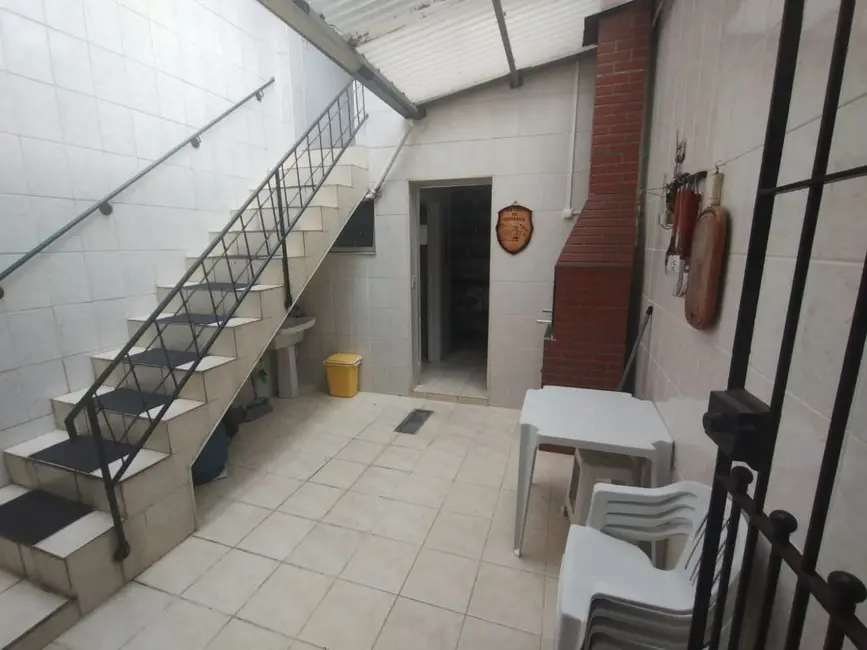 Foto 1 de Sobrado com 2 quartos à venda e para alugar, 123m2 em Vila Bastos, Santo Andre - SP