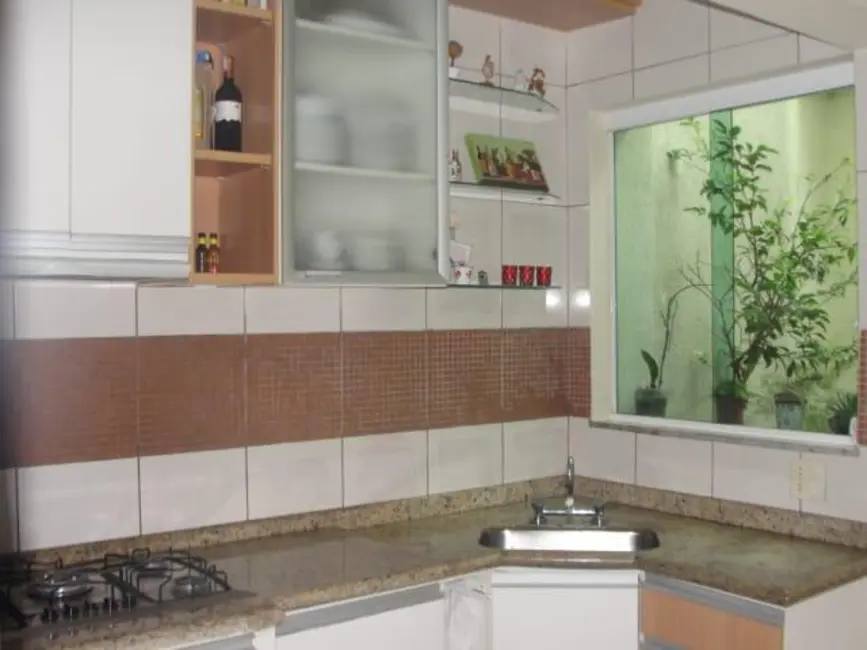 Foto 6 de Sobrado com 3 quartos à venda, 241m2 em Jardim Bela Vista, Santo Andre - SP