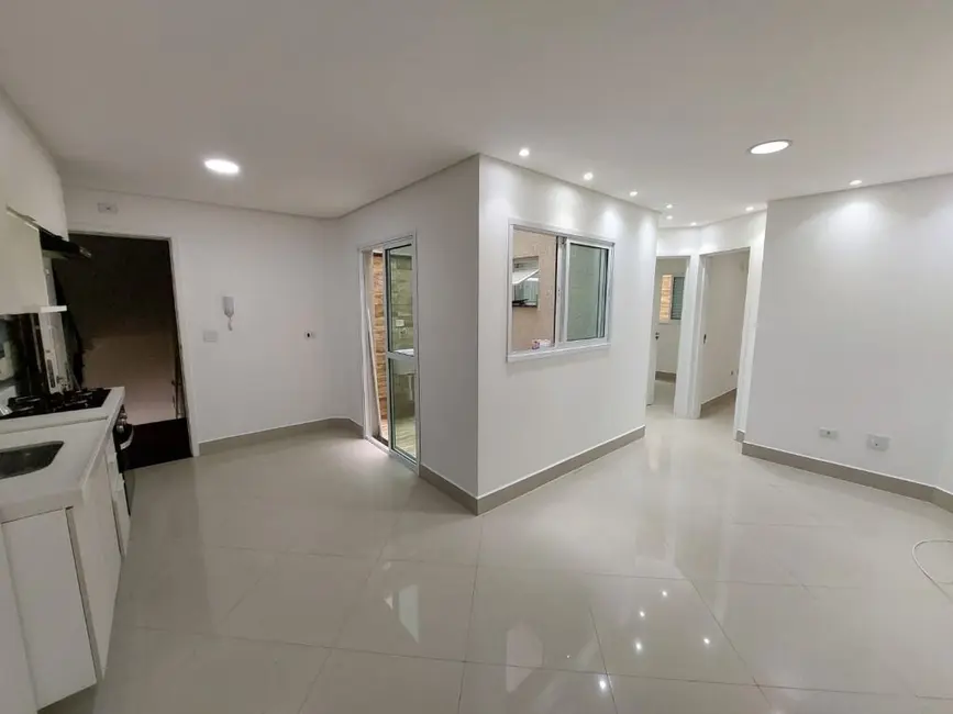 Foto 1 de Apartamento com 2 quartos para alugar, 50m2 em Vila Bastos, Santo Andre - SP