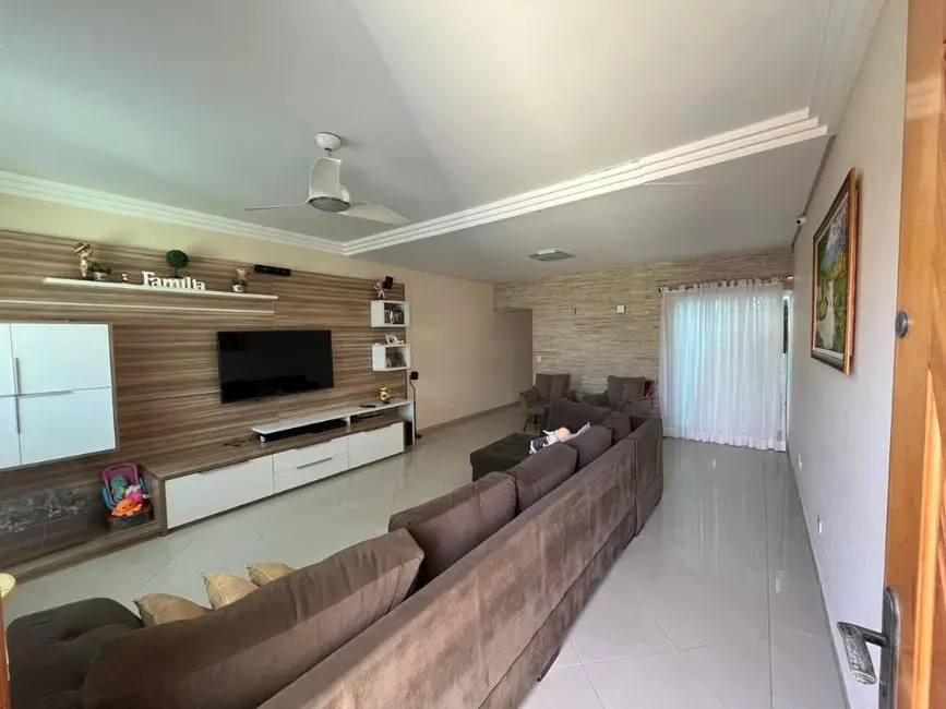 Foto 1 de Sobrado com 3 quartos à venda, 156m2 em Vila Scarpelli, Santo Andre - SP
