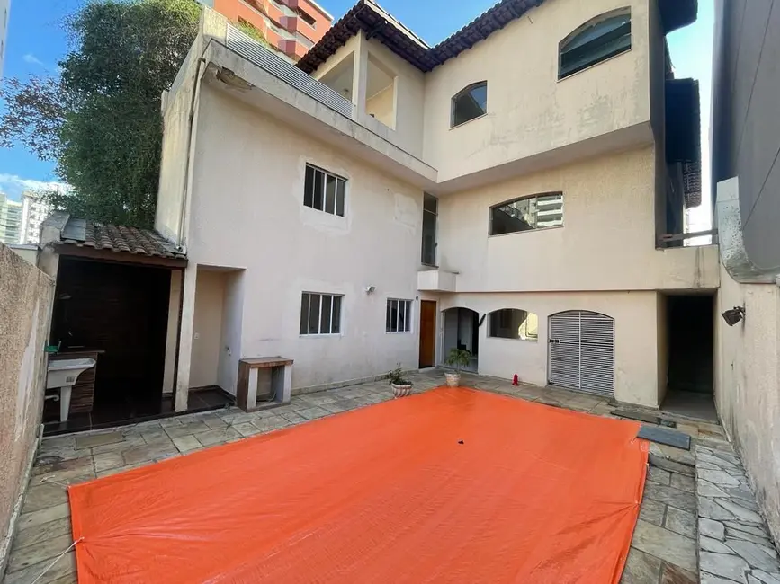 Foto 2 de Sobrado com 4 quartos para alugar, 300m2 em Vila Gilda, Santo Andre - SP