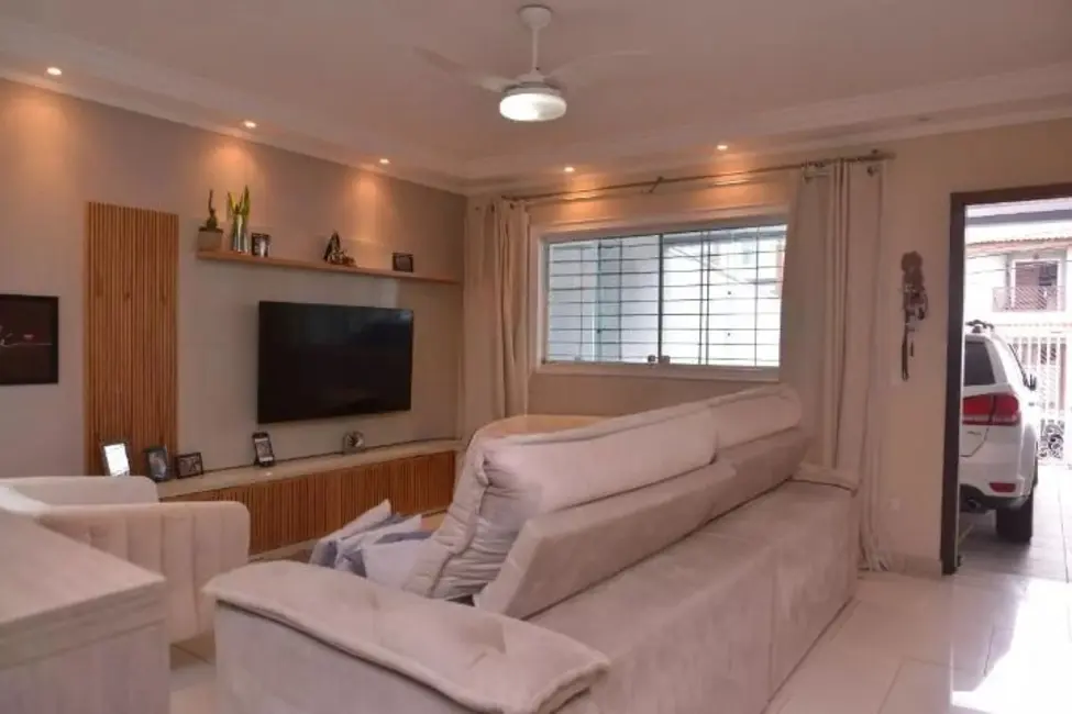 Foto 1 de Sobrado com 3 quartos à venda, 167m2 em Vila Camilópolis, Santo Andre - SP