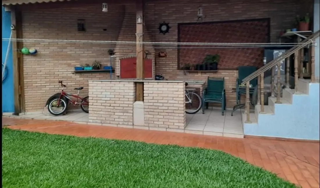 Casa com 3 quartos à venda, 230m2 em Vila Pires, Santo Andre - SP - imagem 5 Foto 5 de Casa com 3 quartos à venda, 230m2 em Vila Pires, Santo Andre - SP