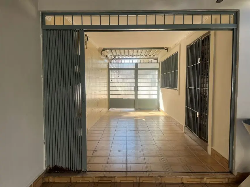Foto 1 de Casa com 3 quartos para alugar, 331m2 em Casa Branca, Santo Andre - SP