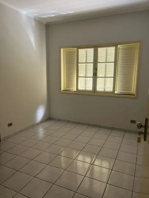 Foto 9 de Casa com 3 quartos para alugar, 331m2 em Casa Branca, Santo Andre - SP