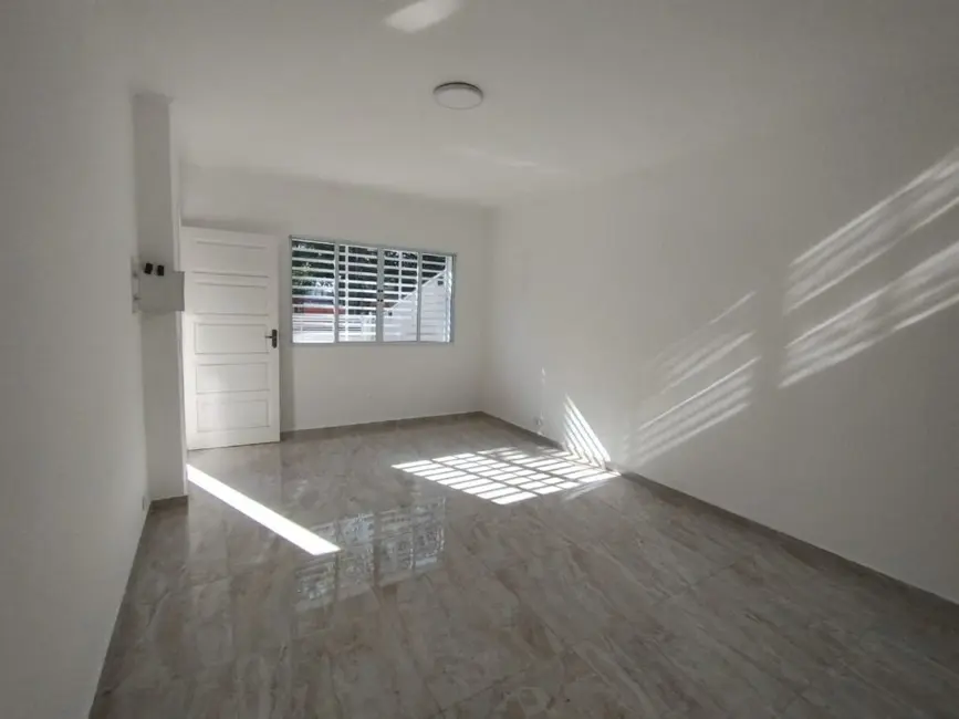 Foto 2 de Sobrado com 3 quartos para alugar, 125m2 em Jardim Cristiane, Santo Andre - SP