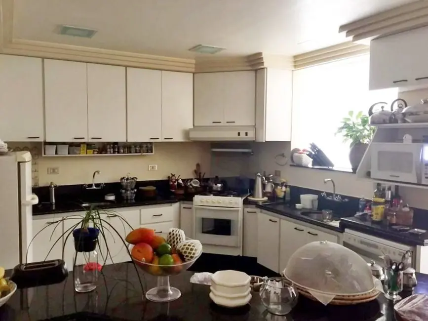 Foto 5 de Sobrado com 5 quartos à venda, 650m2 em Jardim, Santo Andre - SP