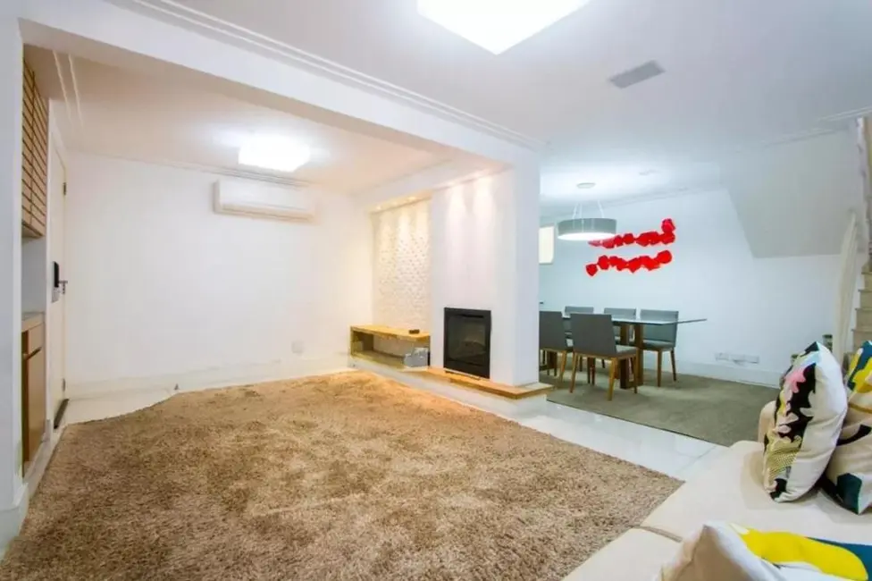 Foto 3 de Sobrado com 3 quartos à venda, 201m2 em Vila Alice, Santo Andre - SP