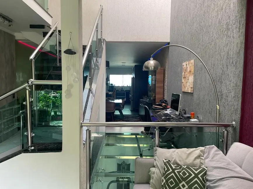 Foto 2 de Sobrado com 3 quartos à venda, 170m2 em Vila Guiomar, Santo Andre - SP