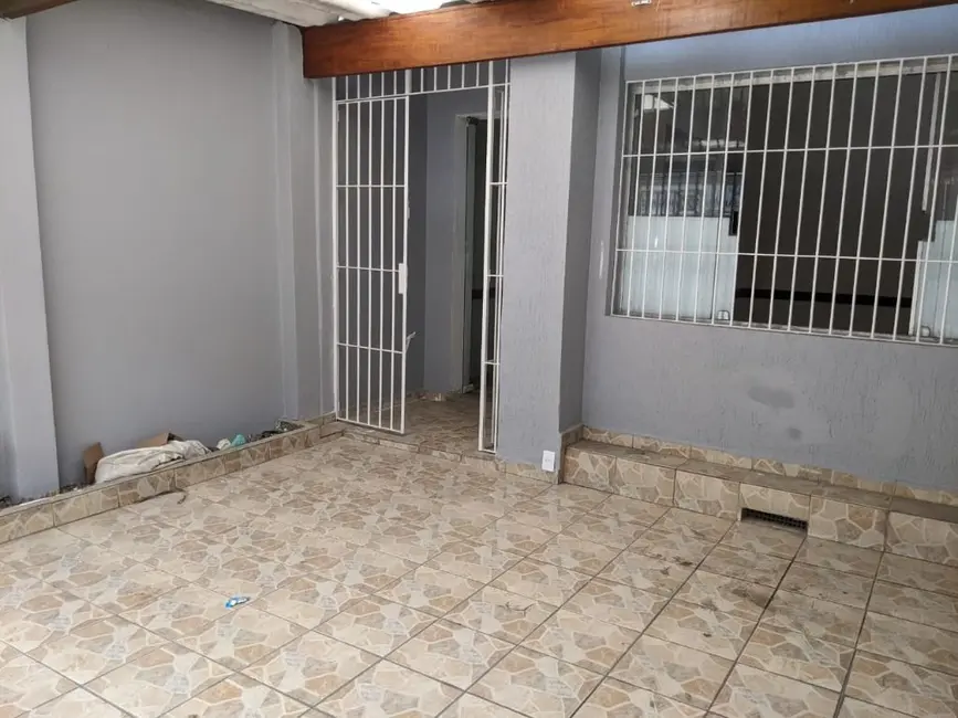 Foto 4 de Sobrado com 6 quartos à venda, 197m2 em Centro, Santo Andre - SP