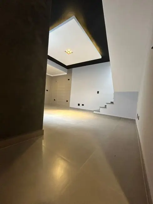 Foto 3 de Apartamento com 2 quartos à venda, 45m2 em Vila Scarpelli, Santo Andre - SP