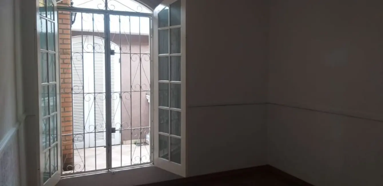 Foto 1 de Sobrado com 2 quartos para alugar, 97m2 em Vila Gilda, Santo Andre - SP