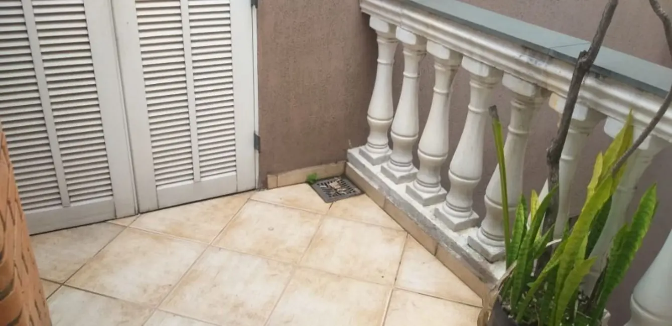 Foto 2 de Sobrado com 2 quartos para alugar, 97m2 em Vila Gilda, Santo Andre - SP