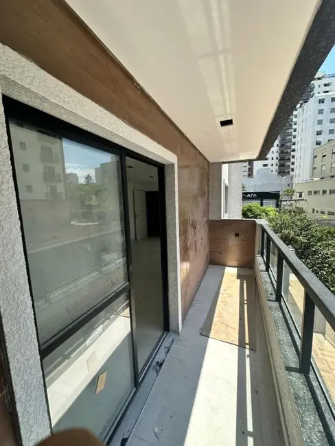 Foto 2 de Apartamento com 2 quartos à venda, 45m2 em Vila Bastos, Santo Andre - SP
