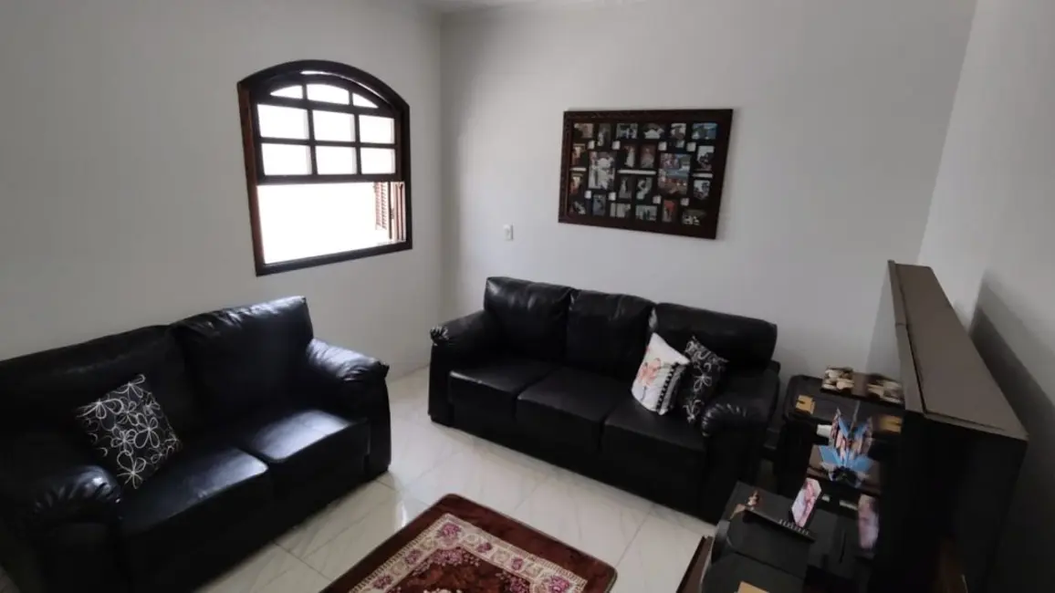 Casa com 2 quartos à venda, 280m2 em Jardim Utinga, Santo Andre - SP - imagem 8 Foto 8 de Casa com 2 quartos à venda, 280m2 em Jardim Utinga, Santo Andre - SP