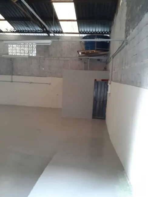 Foto 2 de Armazém / Galpão para alugar, 650m2 em Batistini, Sao Bernardo Do Campo - SP