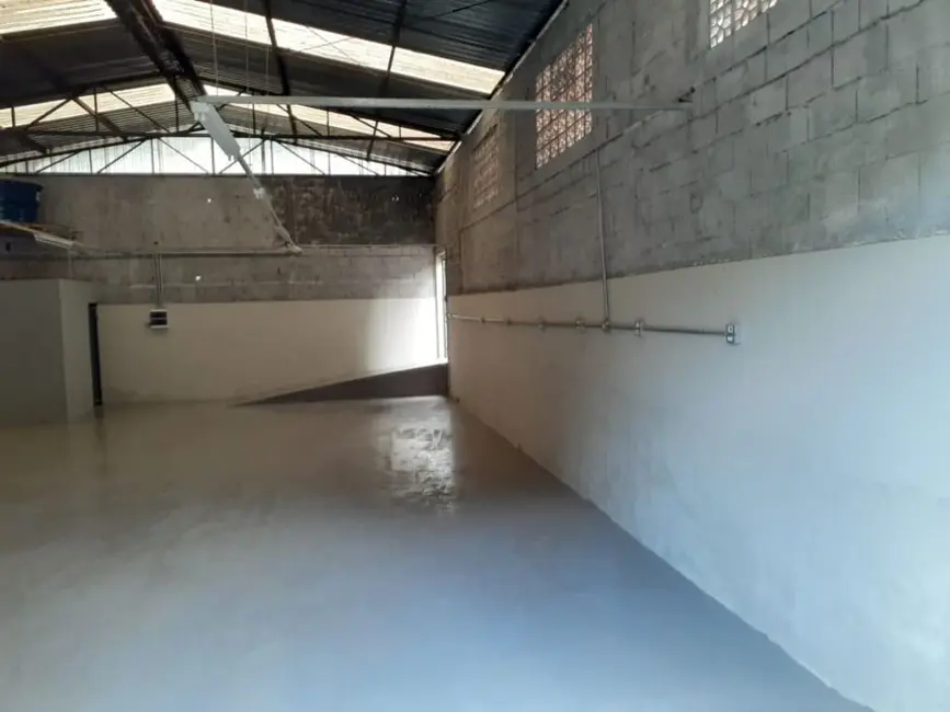 Foto 1 de Armazém / Galpão para alugar, 650m2 em Batistini, Sao Bernardo Do Campo - SP