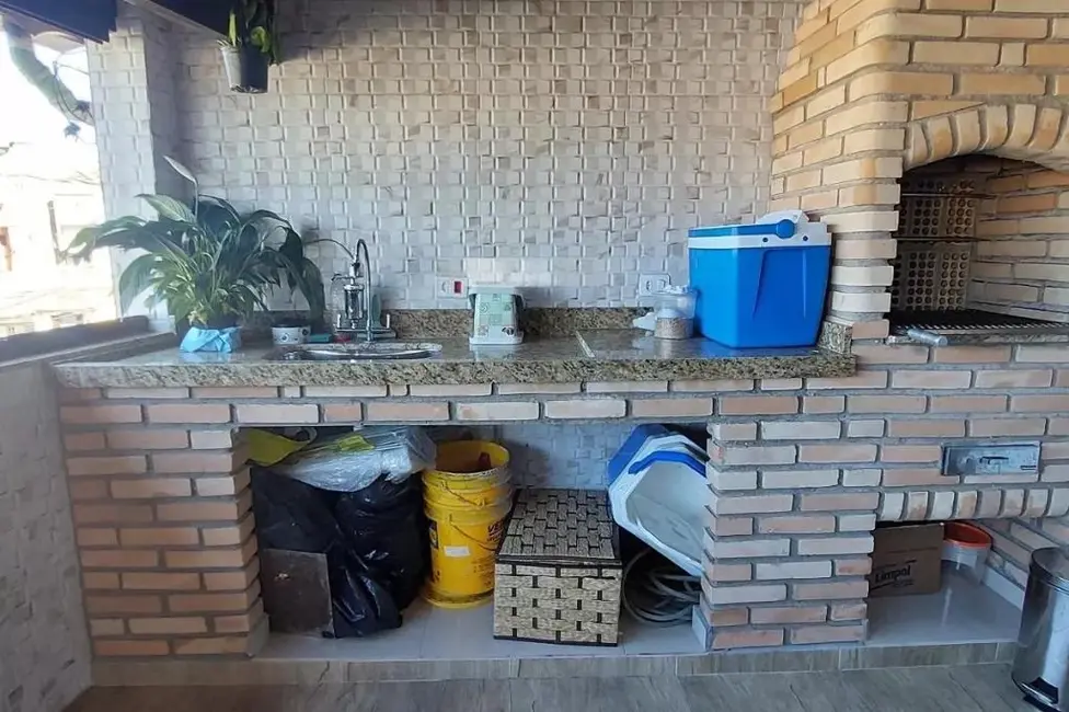 Foto 9 de Sobrado com 4 quartos à venda, 275m2 em Condomínio Maracanã, Santo Andre - SP