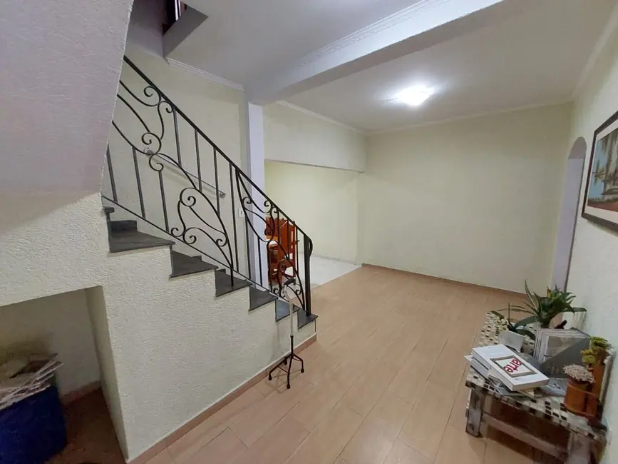 Foto 5 de Sobrado com 4 quartos à venda, 249m2 em Vila Gilda, Santo Andre - SP