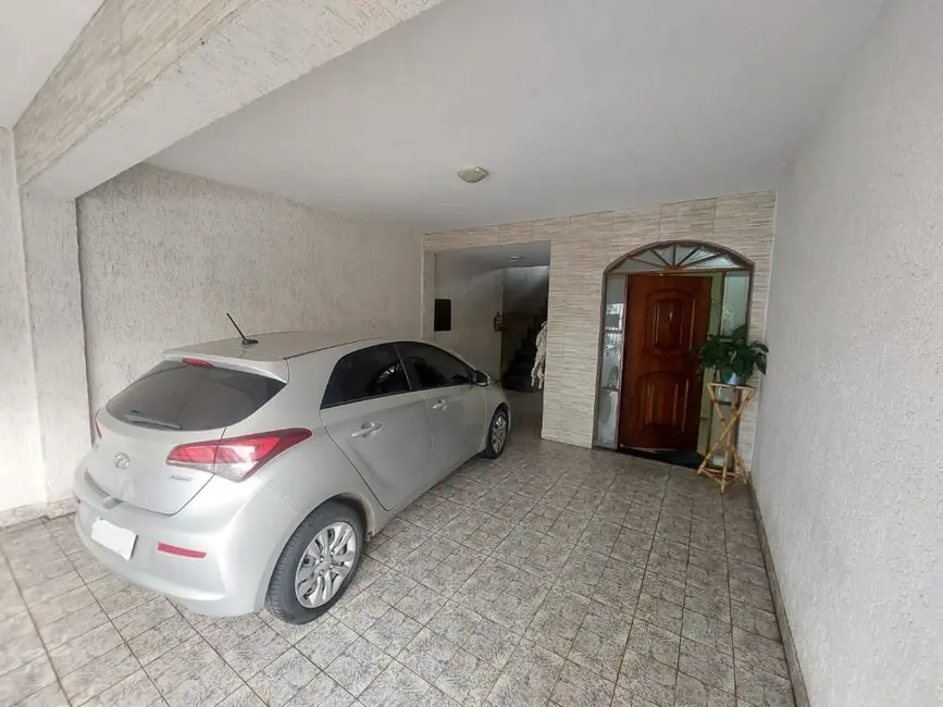 Foto 3 de Sobrado com 4 quartos à venda, 249m2 em Vila Gilda, Santo Andre - SP