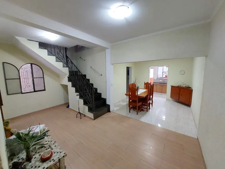 Foto 6 de Sobrado com 4 quartos à venda, 249m2 em Vila Gilda, Santo Andre - SP