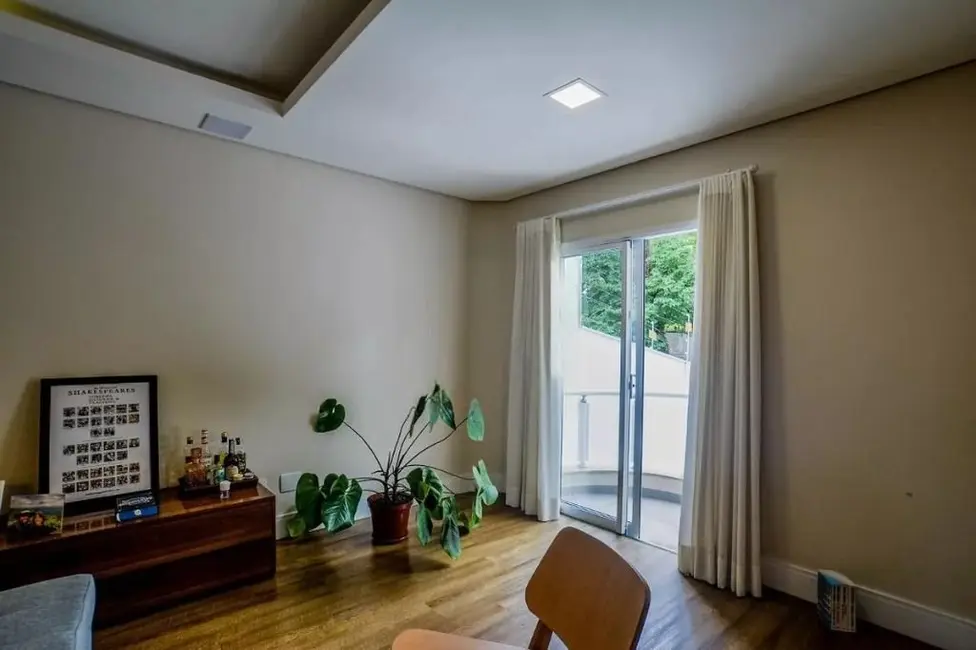 Foto 3 de Sobrado com 3 quartos à venda, 270m2 em Jardim Bela Vista, Santo Andre - SP