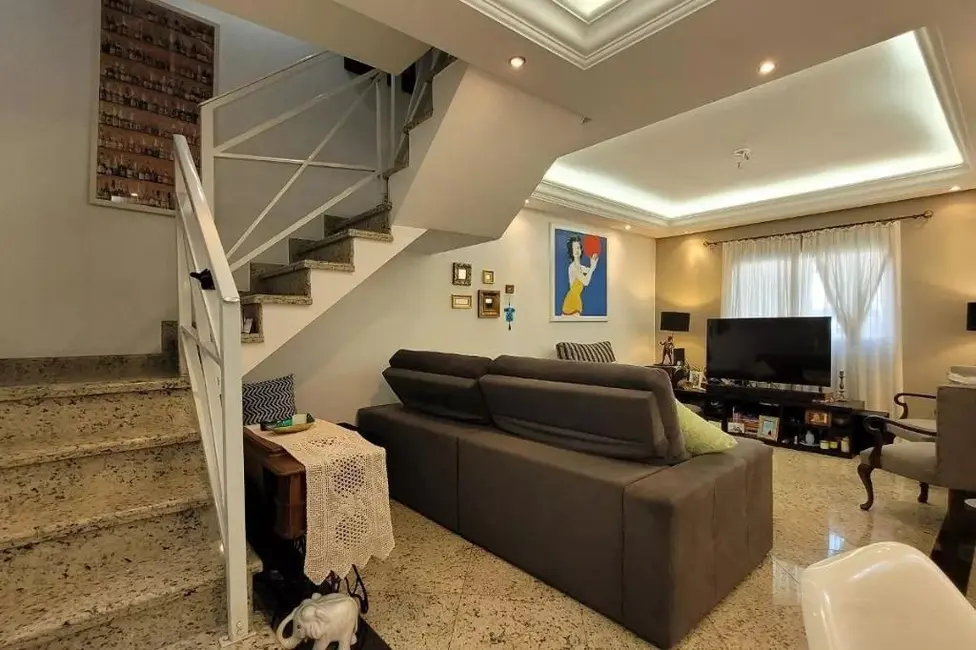 Foto 2 de Sobrado com 3 quartos à venda e para alugar, 112m2 em Vila Scarpelli, Santo Andre - SP