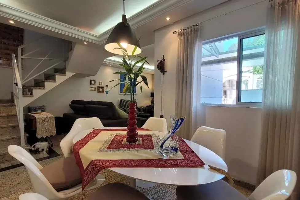 Foto 6 de Sobrado com 3 quartos à venda e para alugar, 112m2 em Vila Scarpelli, Santo Andre - SP