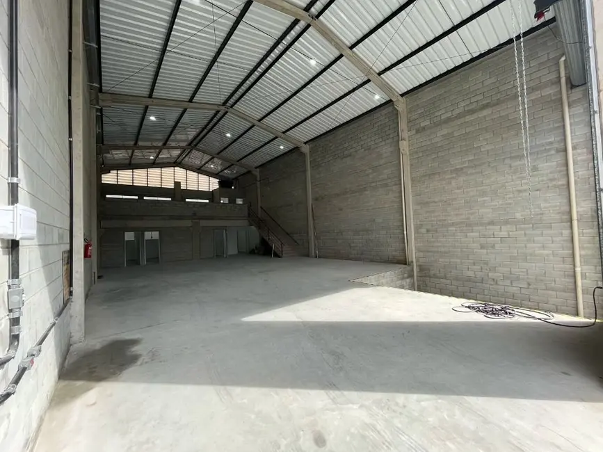 Foto 5 de Armazém / Galpão para alugar, 320m2 em Vila Carlina, Maua - SP