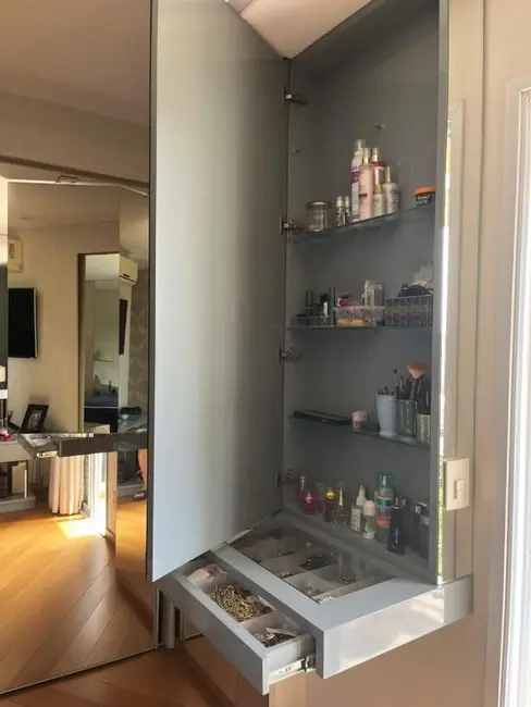 Apartamento com 3 quartos à venda, 118m2 em Vila Bastos, Santo Andre - SP - imagem 6 Foto 6 de Apartamento com 3 quartos à venda, 118m2 em Vila Bastos, Santo Andre - SP